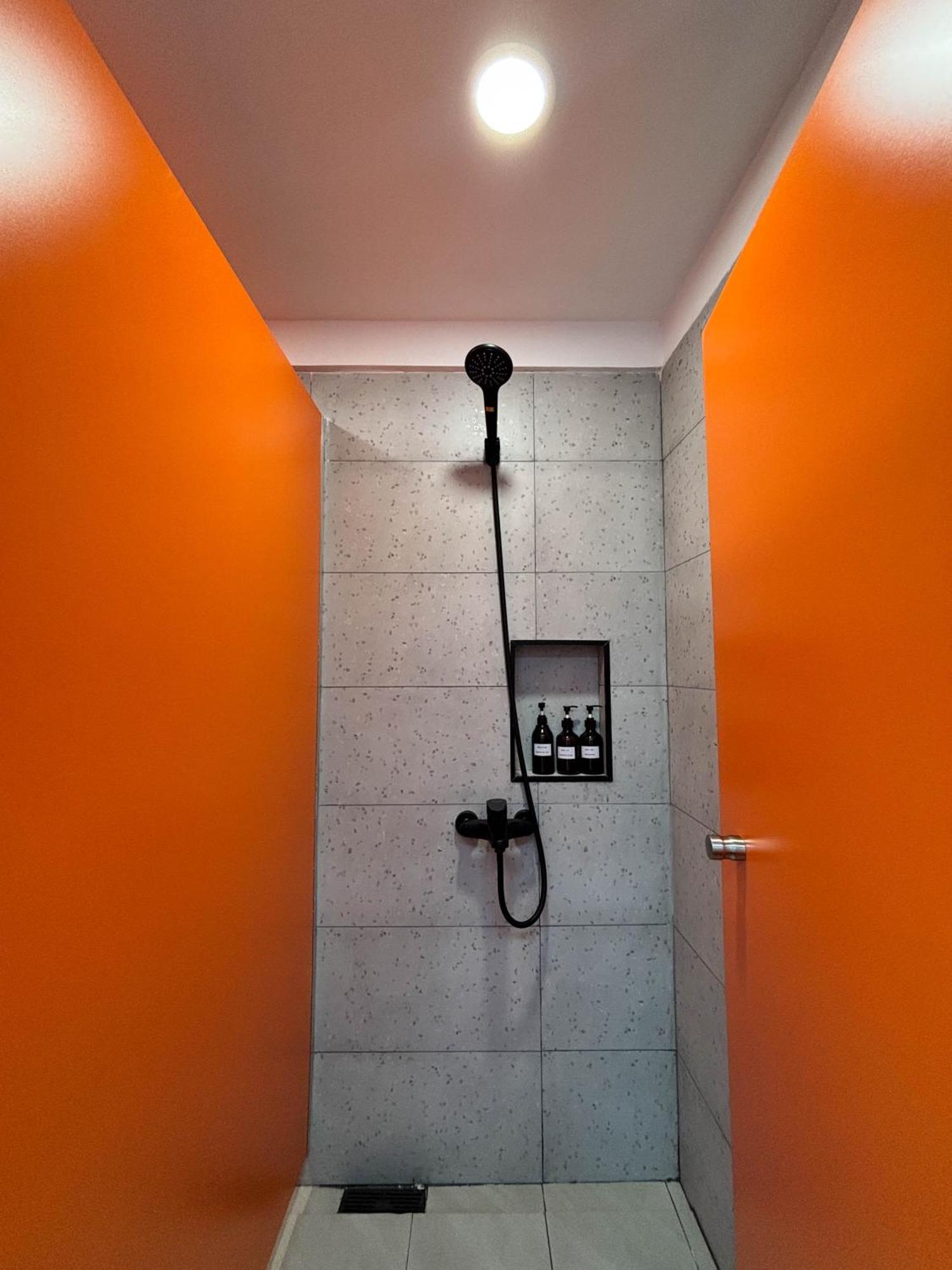 Cozy Cubes Hotel Ho Chi Minh City Exterior photo