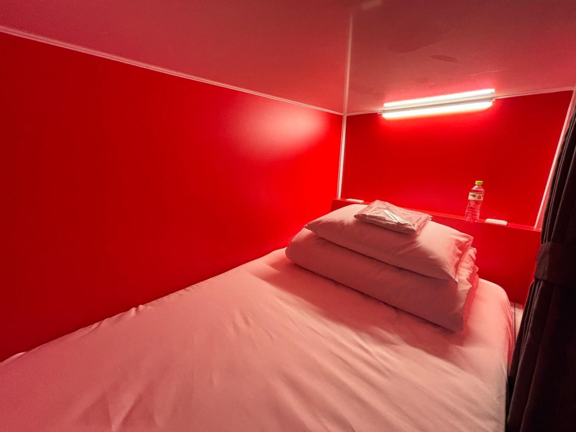 Cozy Cubes Hotel Ho Chi Minh City Exterior photo