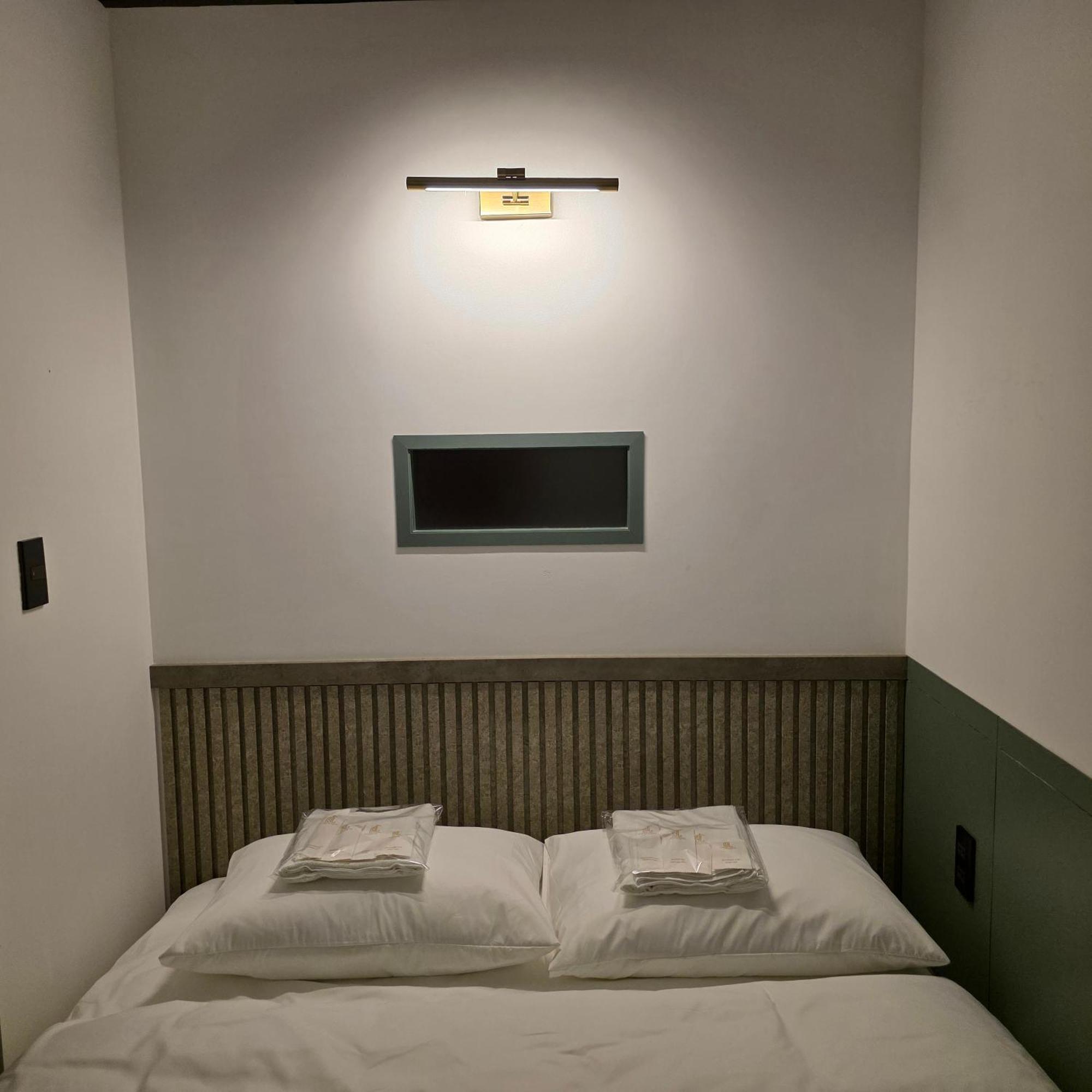 Cozy Cubes Hotel Ho Chi Minh City Exterior photo