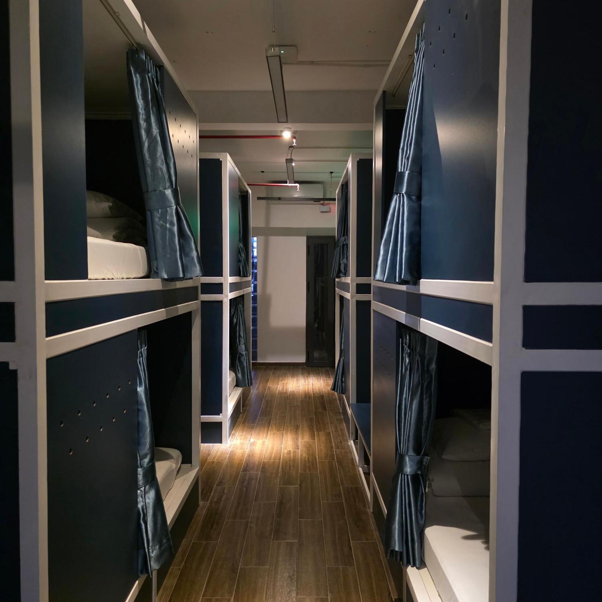 Cozy Cubes Hotel Ho Chi Minh City Exterior photo